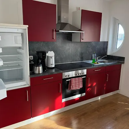 Am Yachthafen - Holzteichstrasse 9